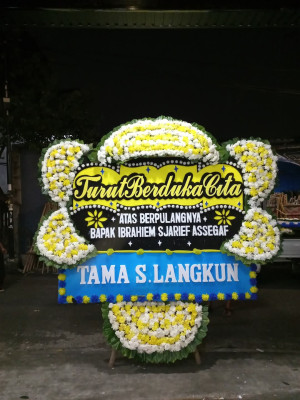 Papan Bunga Duka di Menyuke
