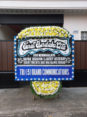 Papan Bunga Duka di Menyuke